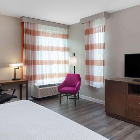 La Quinta By Wyndham Greensboro Airport High Point Eksteriør bilde
